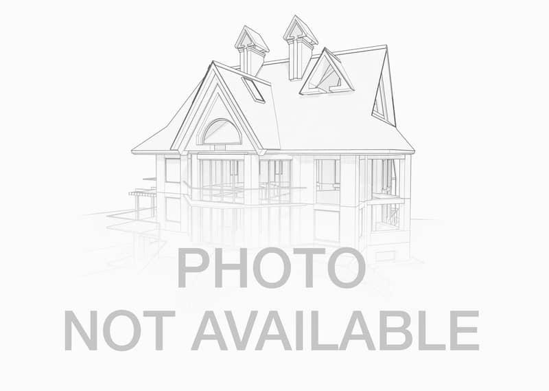 934 Clay Street , Woodstock, IL 60098